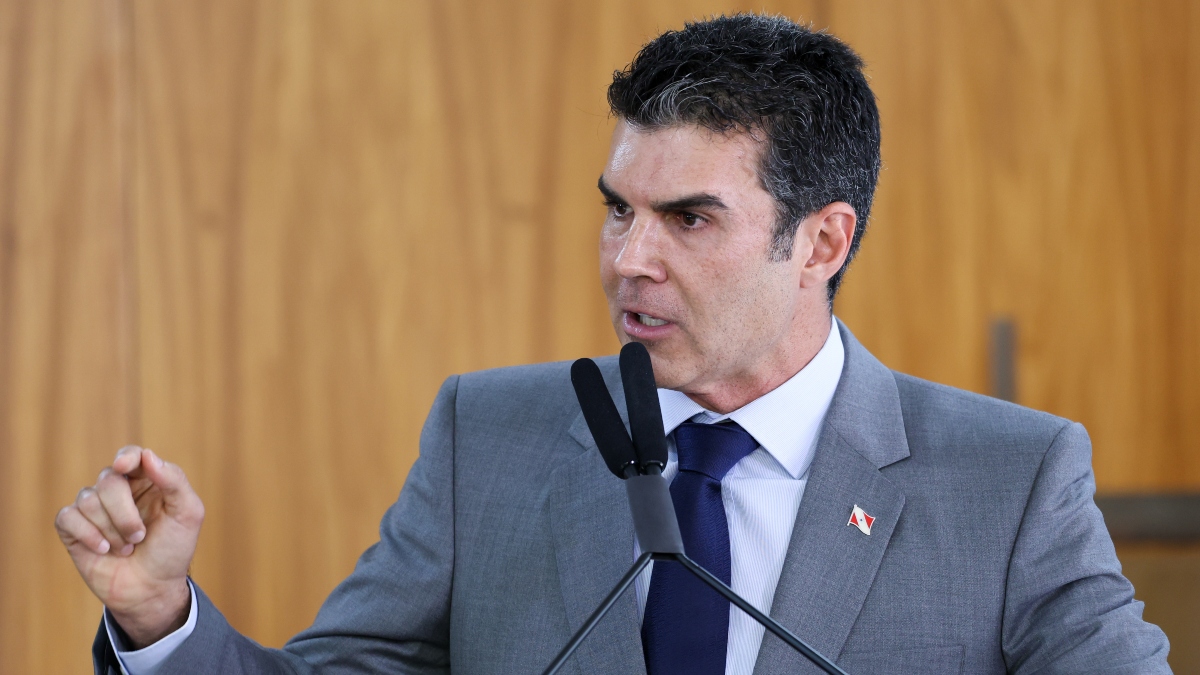 Governador do PA minimiza críticas à autorização do Ibama às vésperas da COP 30 Governador do PA minimiza críticas à autorização do Ibama às vésperas da COP 30