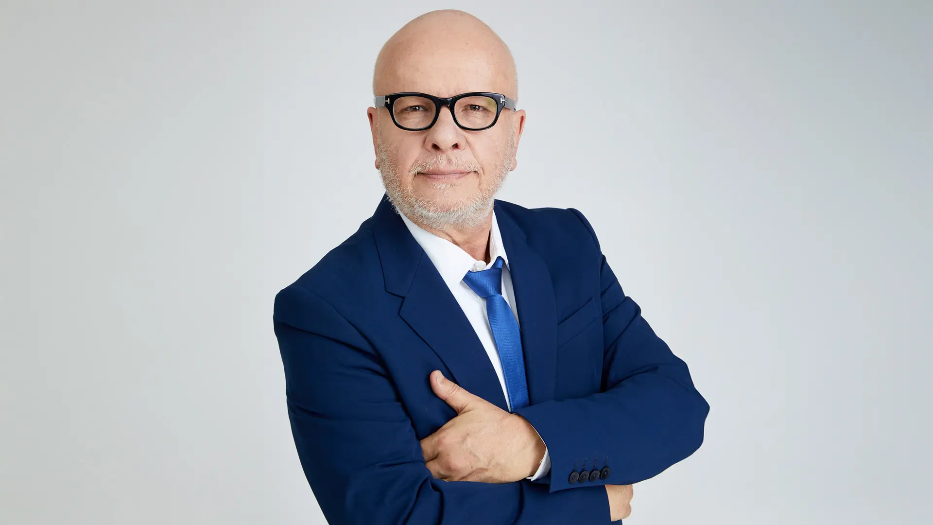 Transformando a comunicação corporativa com humor e inovação digital.