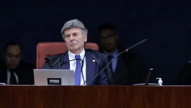 Fux diverge de Moraes, cita injustiças sobre 8/1 e vota para absolver núcleo 4