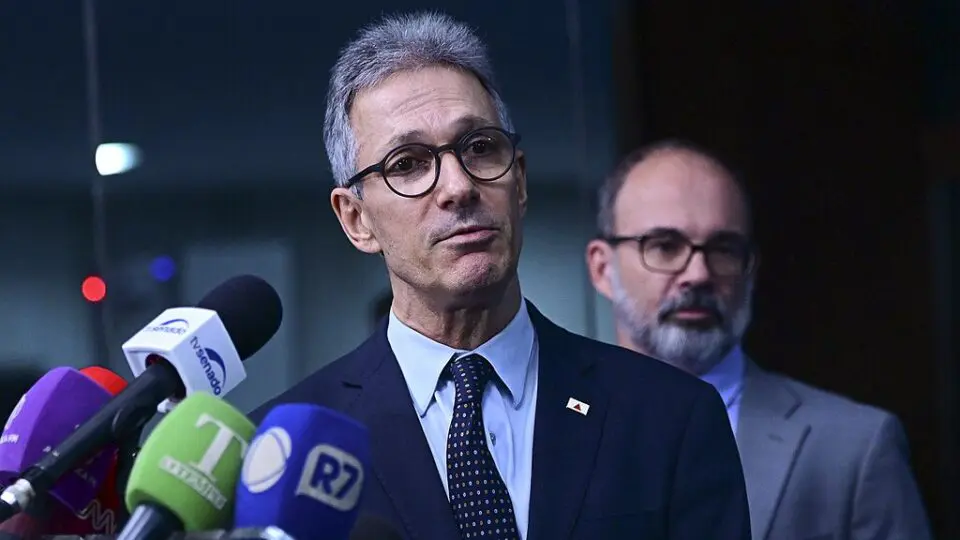 O governador de Minas Gerais, Romeu Zema (Novo), pavimenta o caminho para a privatização da Copasa