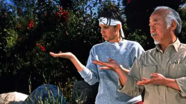 "Karatê Kid" virou fenômeno nos anos 80 e deixou lições