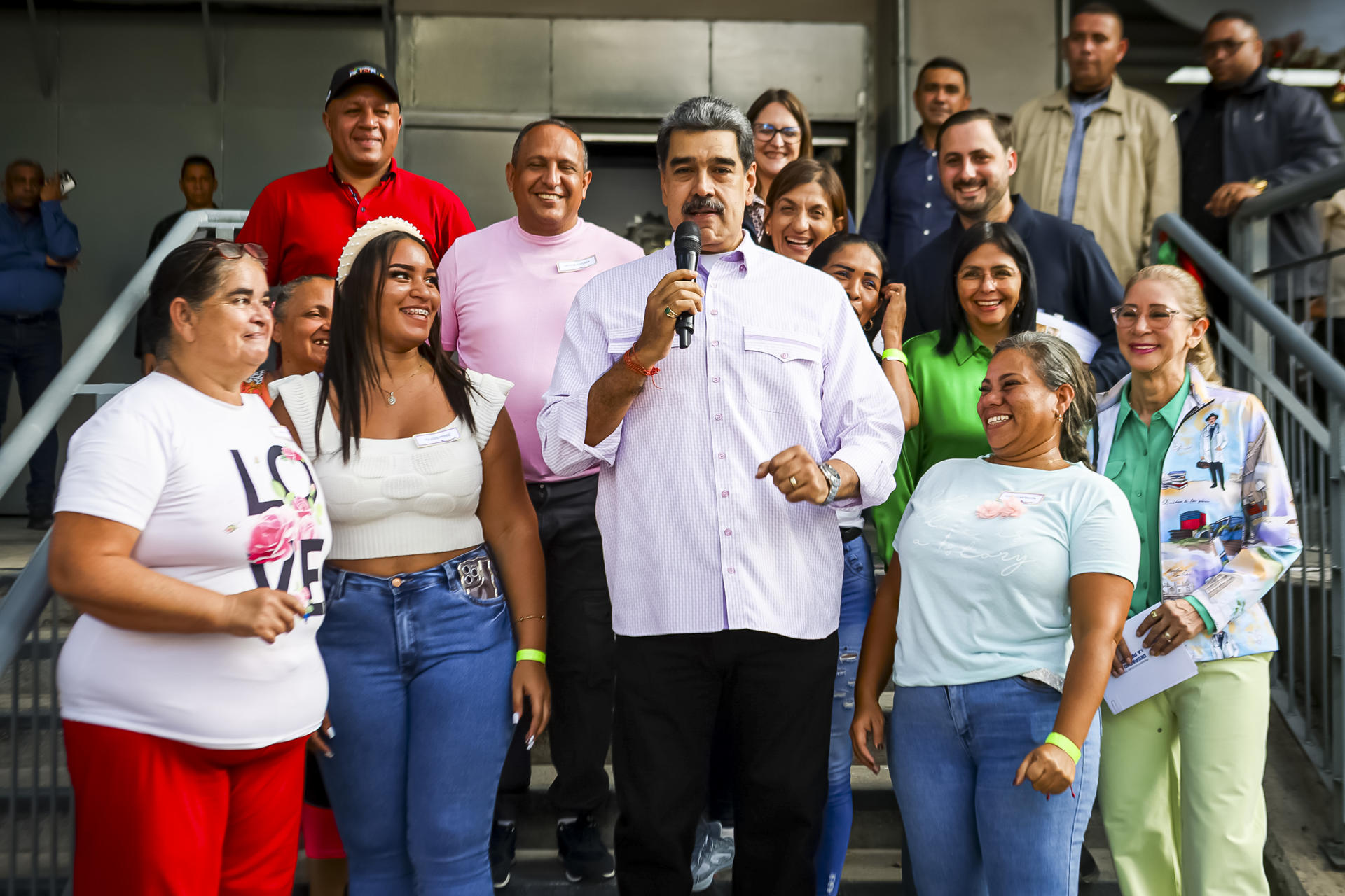 Trump autorizou ações da CIA que podem derrubar Maduro