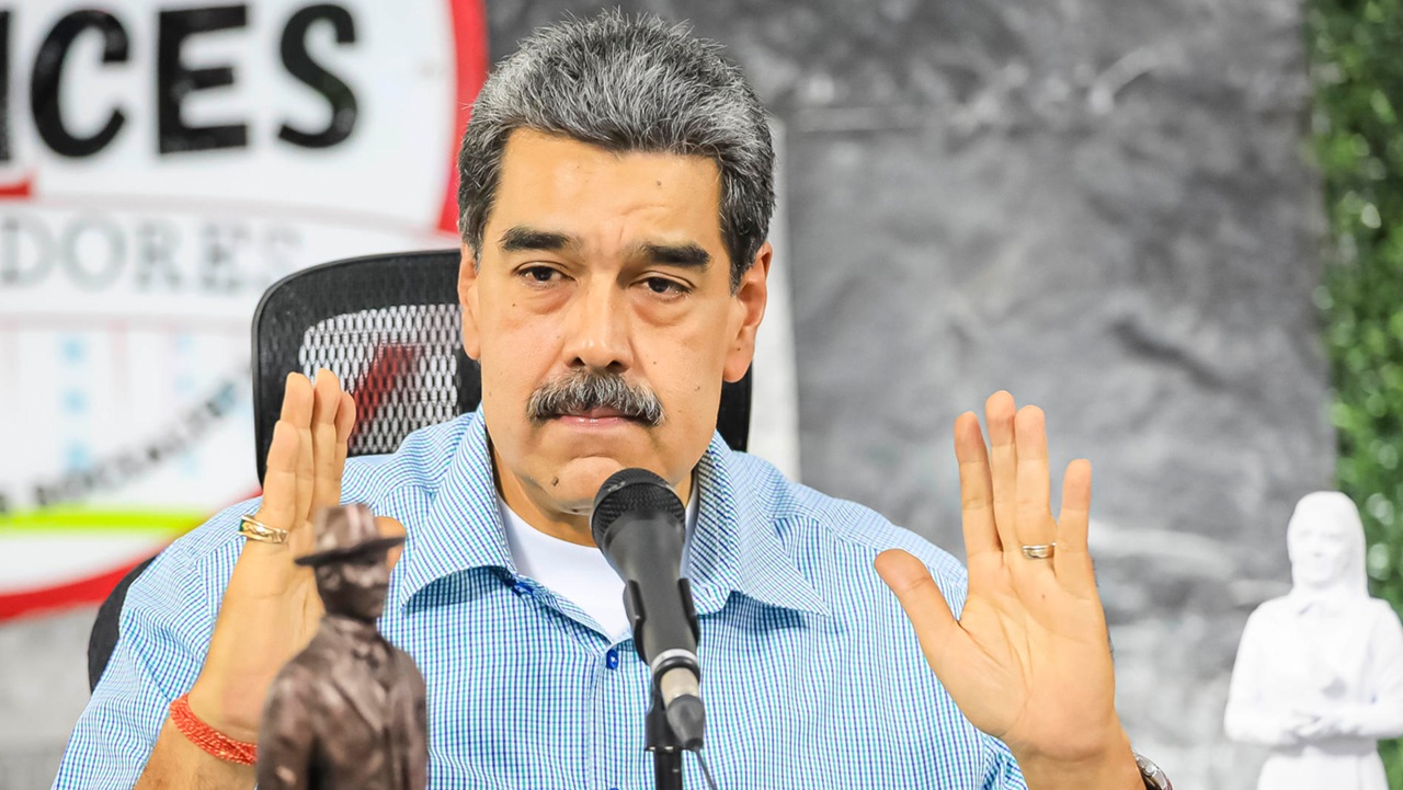 Maduro quer app para que a população denuncie “tudo que vê”