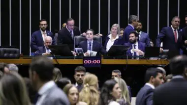 Como cada deputado votou no PL que limita decisões monocráticas no STF