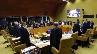 Plenário do STF durante sessão.