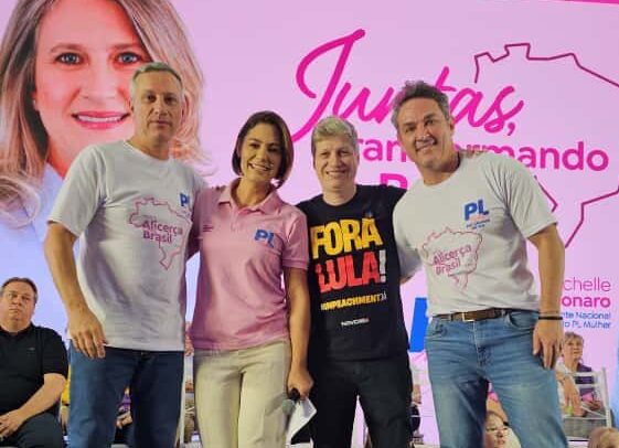 Michelle Bolsonaro fala de oportunismo da esquerda nas igrejas Michelle Bolsonaro fala de oportunismo da esquerda nas igrejas