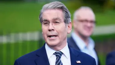 Scott Bessent, secretário do Tesouro americano, afirmou que ambas as partes estabeleceram "bases muito sólidas" para acordo