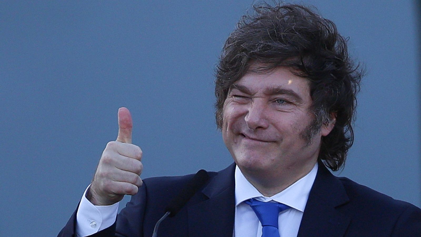 Vitória eleitoral fortalece Milei e dá fôlego às reformas econômicas na Argentina