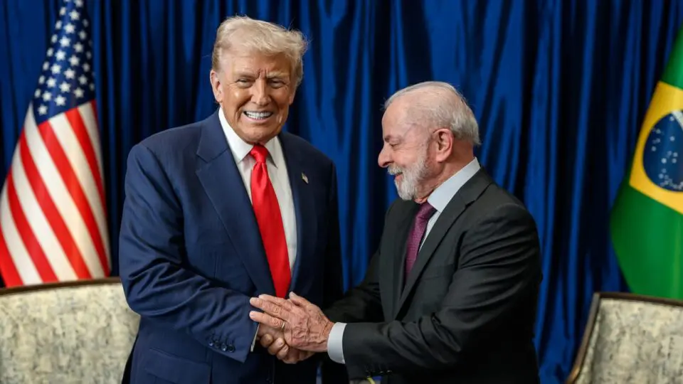 Trump e Lula: o que o aperto de mão significa na prática?