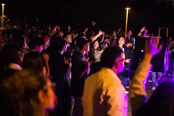 Culto Dunamis universidades