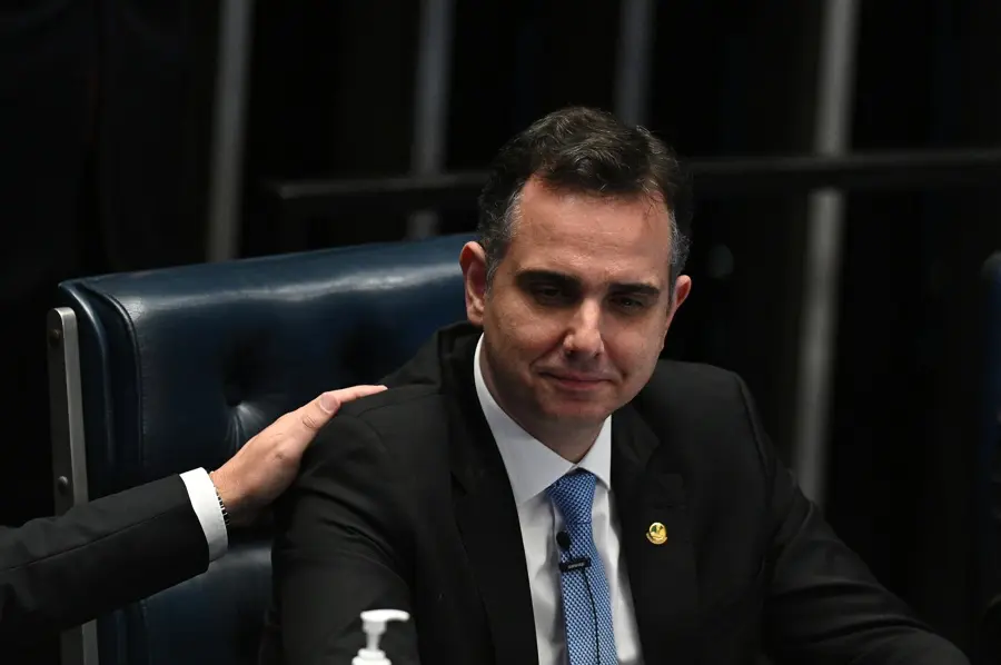 Senador Rodrigo Pacheco (PSD-MG), mencionado em investigação da Operação Rejeitos.