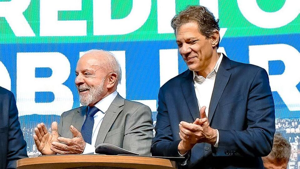 Regra fiscal pode travar aumento de gastos e promessas de Lula em 2026