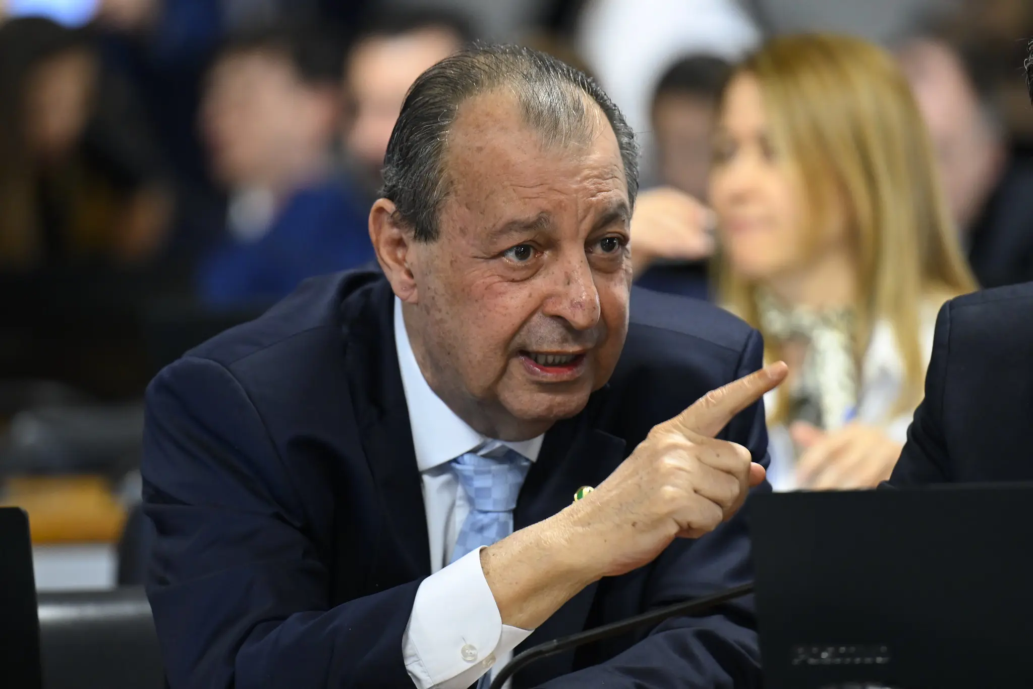 Senador apresenta parecer favorável à recondução de Paulo Gonet