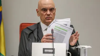 Moraes vai ao Rio para ouvir explicações de Claudio Castro sobre operação