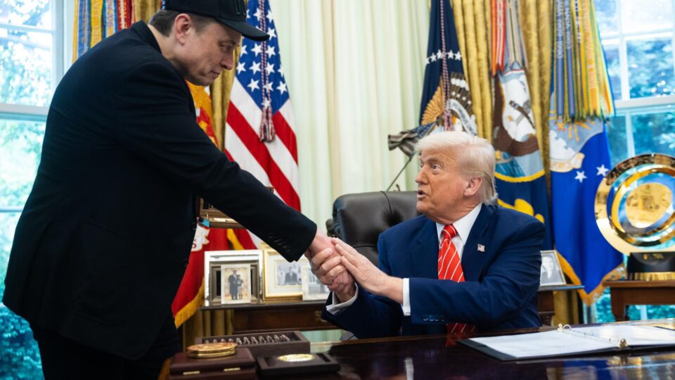 Trump e Musk anunciam apoio a adversário de socialista antes das eleições de Nova York