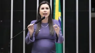 Carol de Toni pode sair do PL e ir para o Novo em 2026.