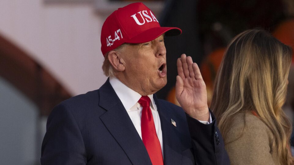 Juíza bloqueia norma de Trump para exigir comprovante de cidadania para votar