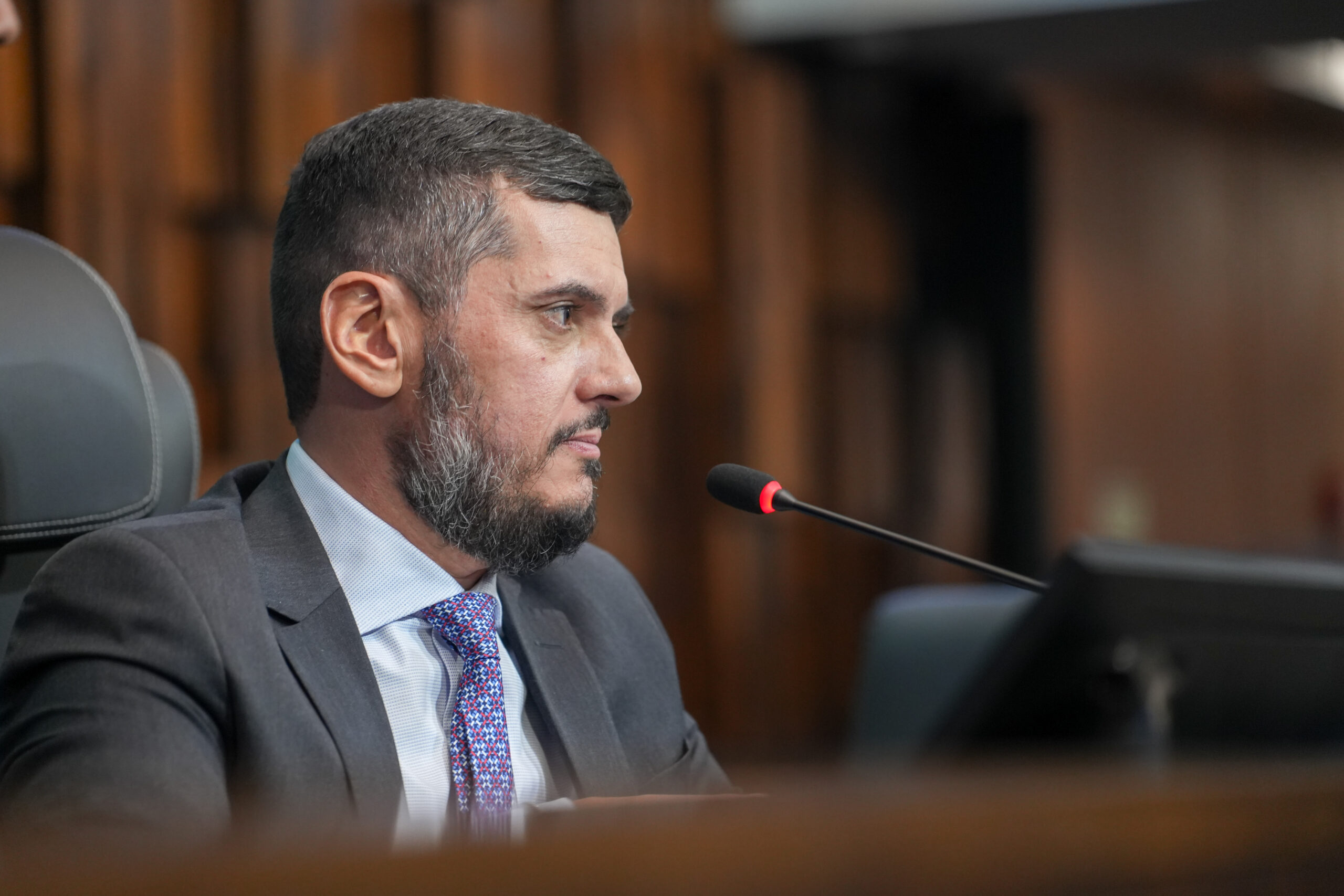 Moraes confirmou a decisão da Alerj e soltou Rodrigo Bacellar, mas impôs uma série de medidas cautelares.