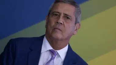 General Braga Netto tem prisão mantida por Alexandre de Moraes.