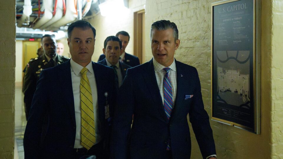 Trumpova administracija kongresu priznala, da nima pravne podlage za napad na Venezuelo