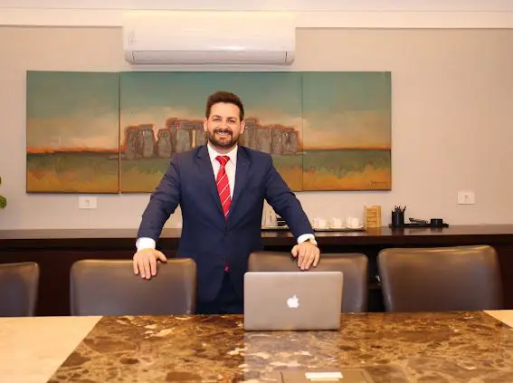 O advogado Airton Peregrino Neto explica os impactos da nova tributação sobre dividendos no planejamento empresarial a partir de 2026.