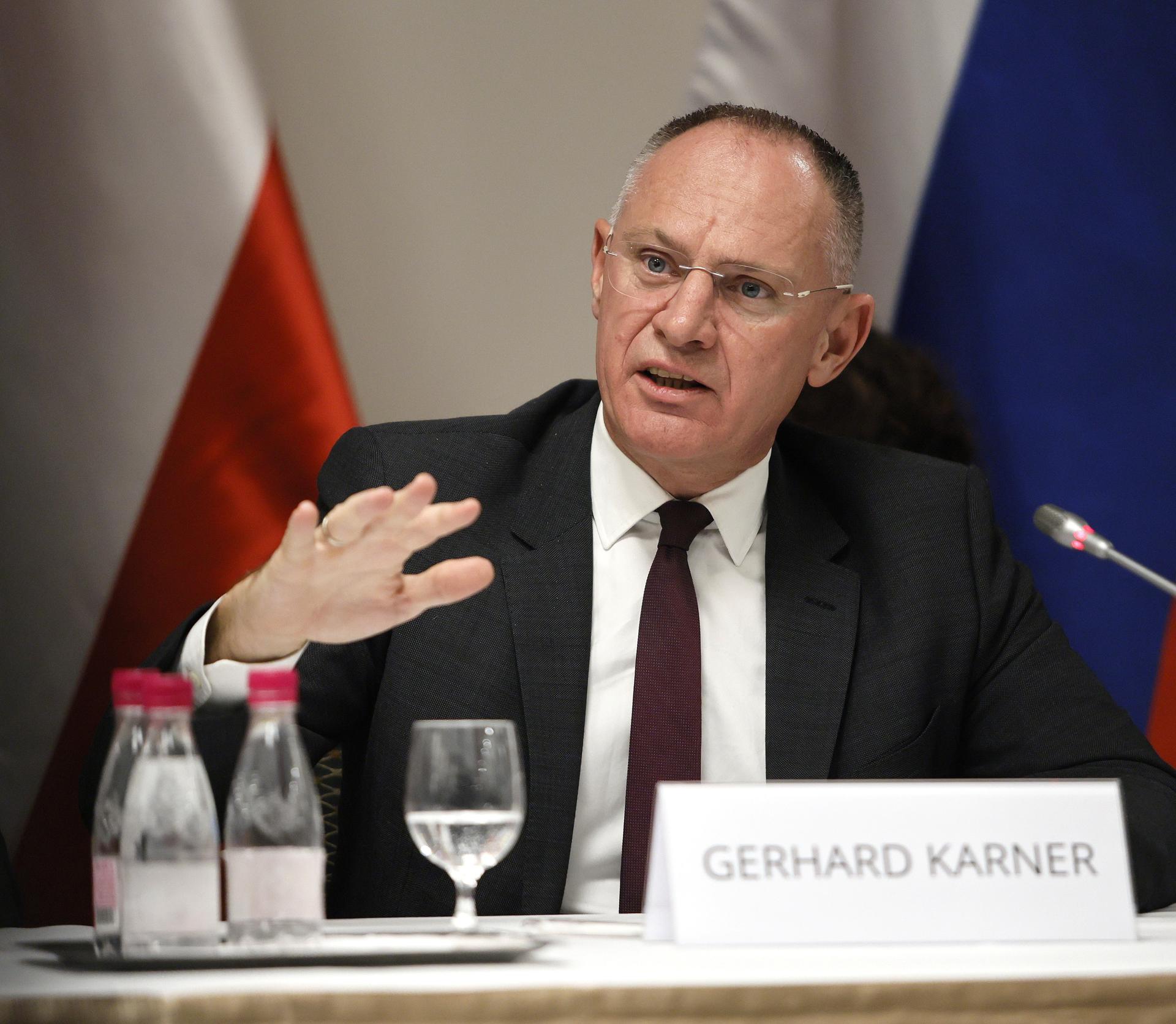 Bomba em Viena: Arsenal do Hamas Descoberto em Operação Antiterror!