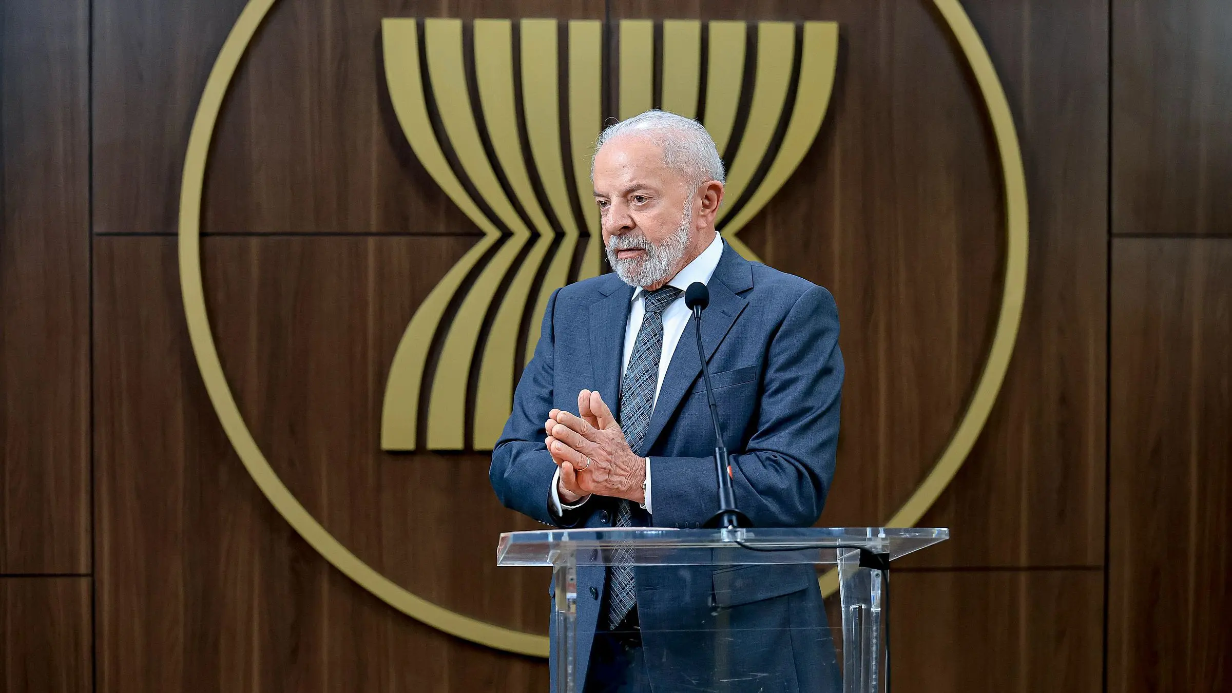 lula defende bandidos