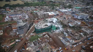 Ventos de mais de 300 km/h devastaram Rio Bonito do Iguaçu, no mais forte tornado já confirmado pelo Simepar no Paraná.