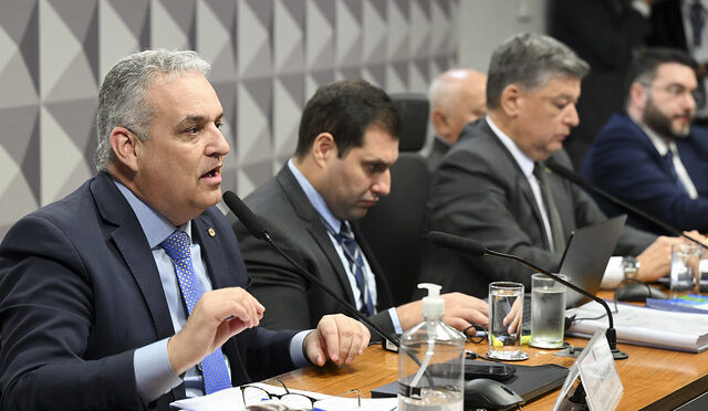 CPMI do INSS deve começar 2026 mirando Lulinha e senador da base governista