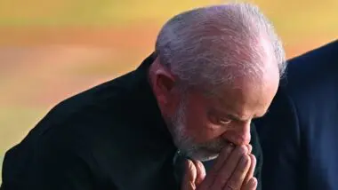 Fim de ciclo: Lula, durante posse de Boulos como ministro-chefe da Secretaria-Geral da Presidência da República. Pesquisa indica que a imagem do presidente voltou a piorar.