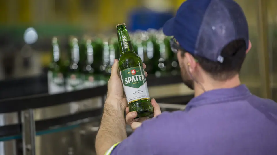 A cerveja Spaten é uma das produzidas na maior fábricas de bebidas do Brasil.