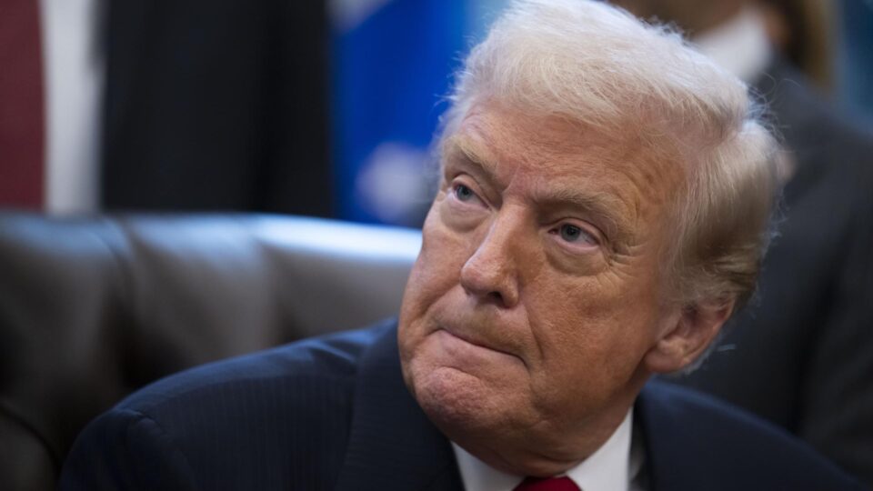 Novi dokumenti razkrivajo povezave med Epsteinom, Trumpom in spolno zlorabo mladoletnic