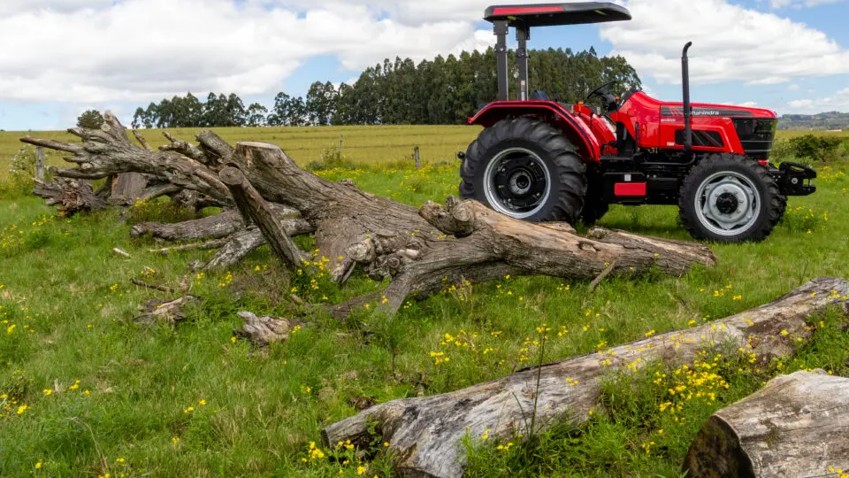 Com investimento de R$ 100 milhões, Mahindra amplia presença no Brasil e aposta no crescimento do mercado de tratores.