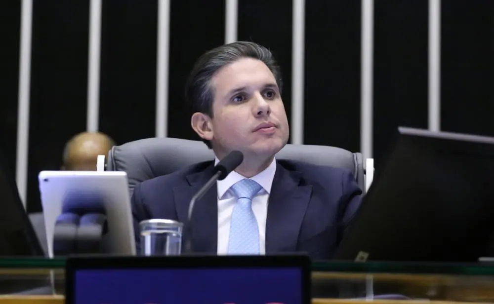 Motta adia votação do projeto antifacção na Câmara