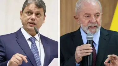 Pesquisa Neokemp aponta diferença de 12,7% das intenções de voto entre Tarcísio de Freitas (Republicanos) e Lula (PT) em Santa Catarina, para 2026.