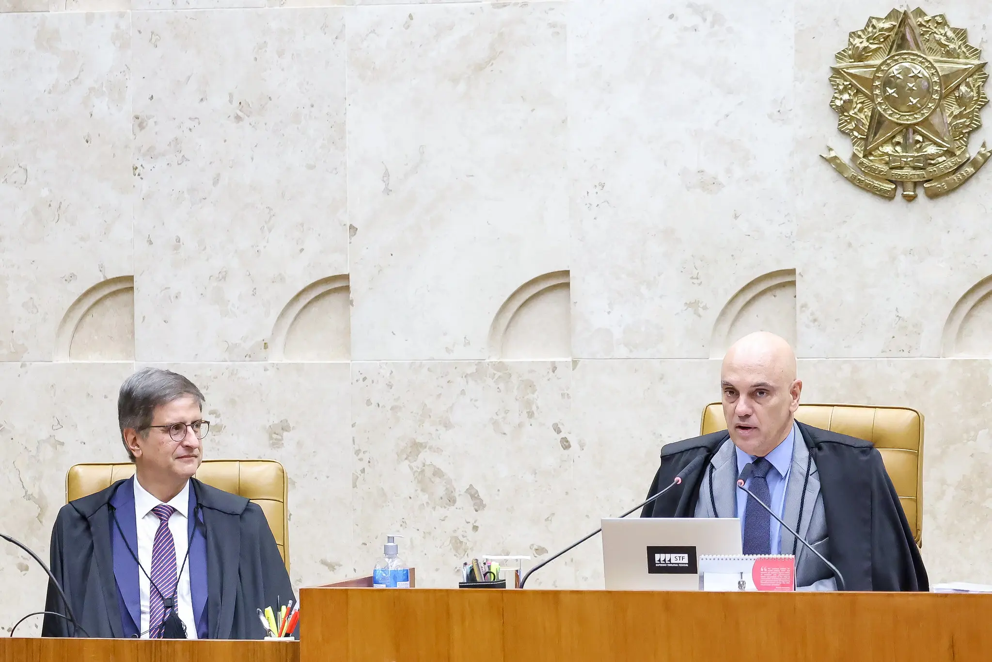 Moraes comemora recondução de Gonet