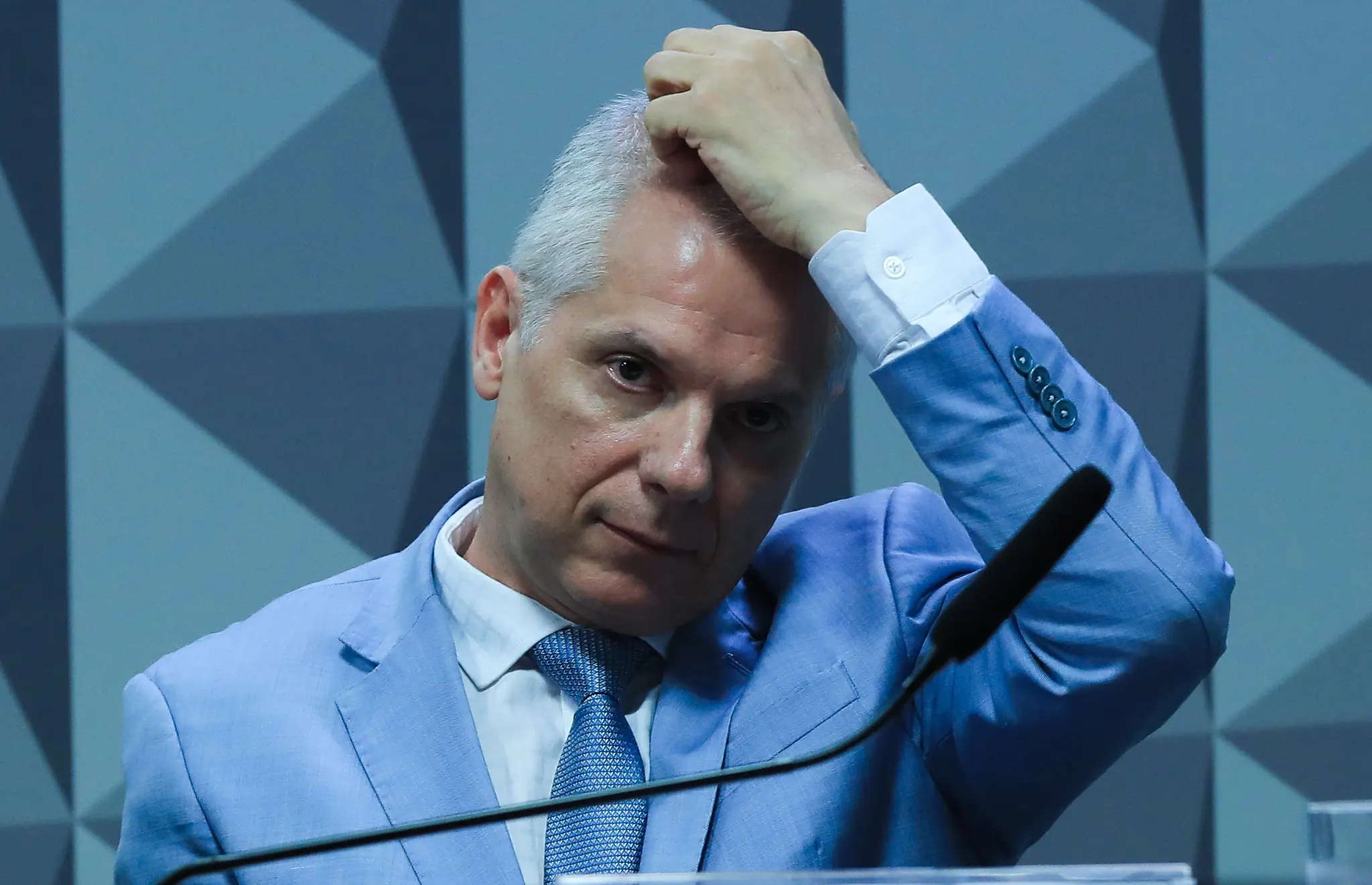 PF diz que ex-presidente do INSS recebia propina mensal R$ 250 mil