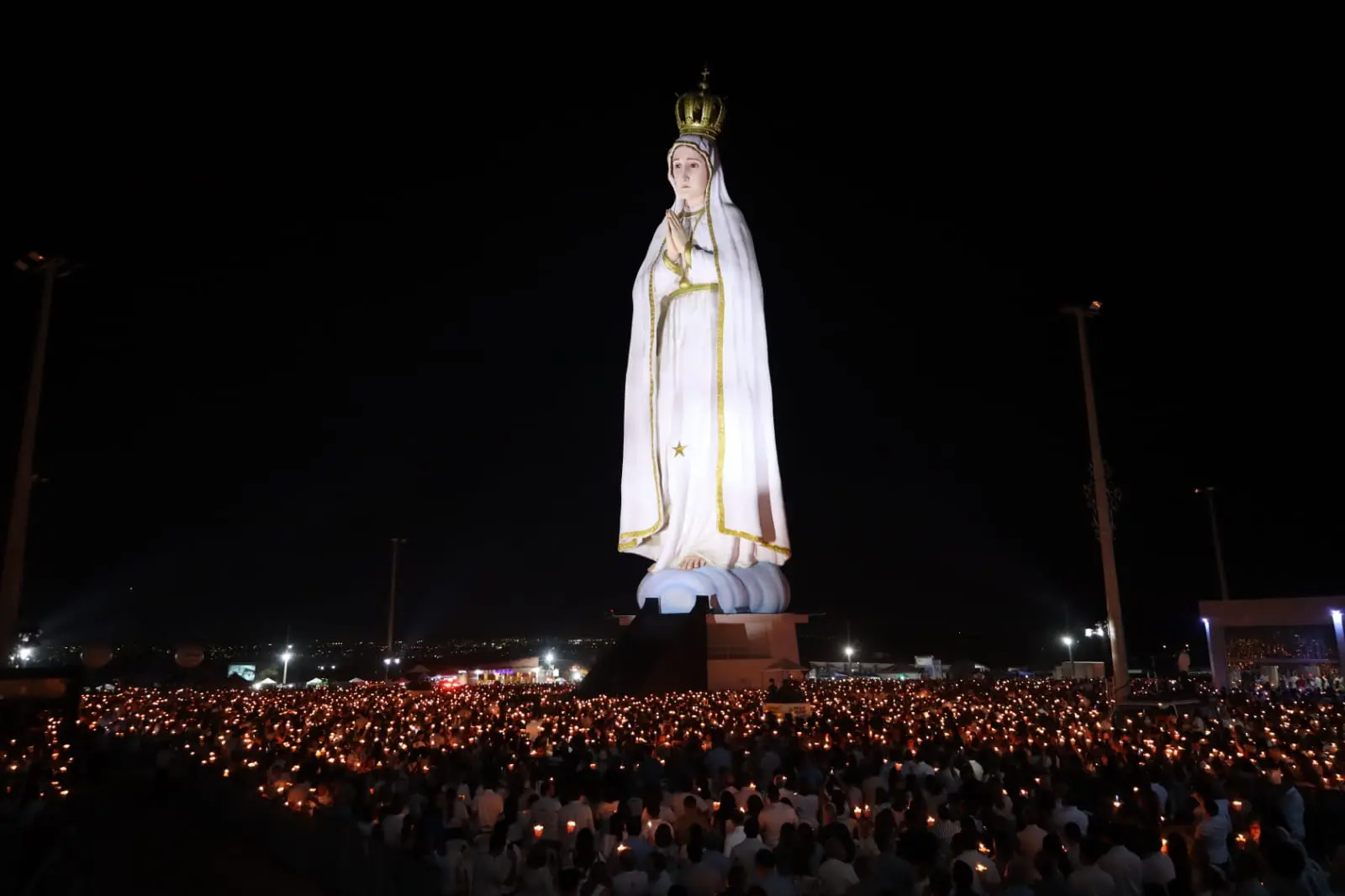 A nova estátua de Nossa Senhora de Fátima é maior que o Cristo Redentor, que tem 38 metros de altura