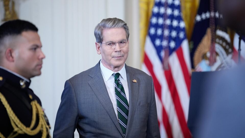 Secretário de Trump diz que preço da carne aumentou porque sul-americanos levaram gado doente ao México