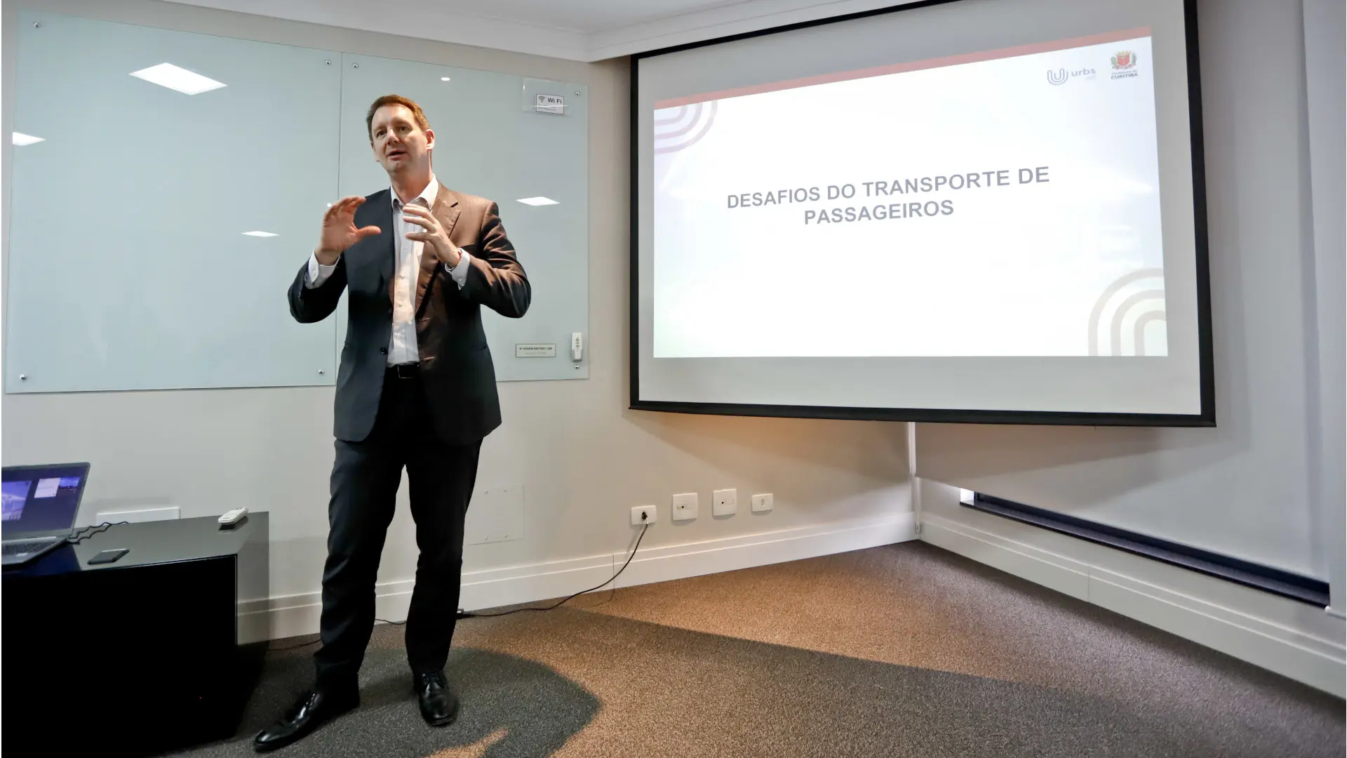 O presidente da URBS, Ogeny Pedro Maia Neto, falou dos desafios do custeio do transporte público no Brasil.