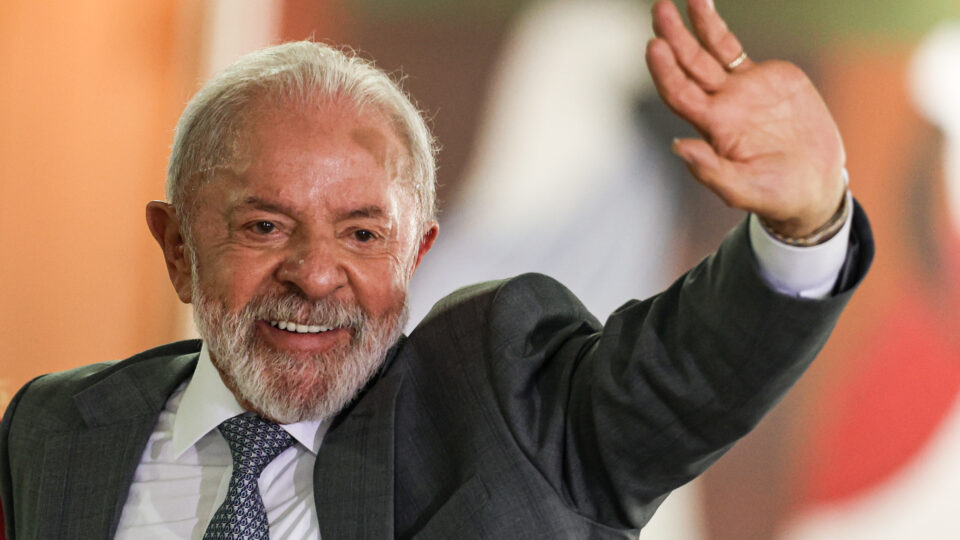 Lula fala em “guerrilha democrática” com novo Plano Nacional de Cultura