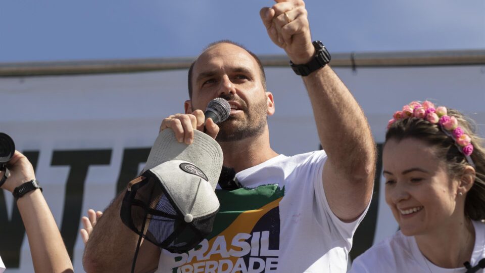 Eduardo Bolsonaro fala que é um “orgulho” ser réu no STF