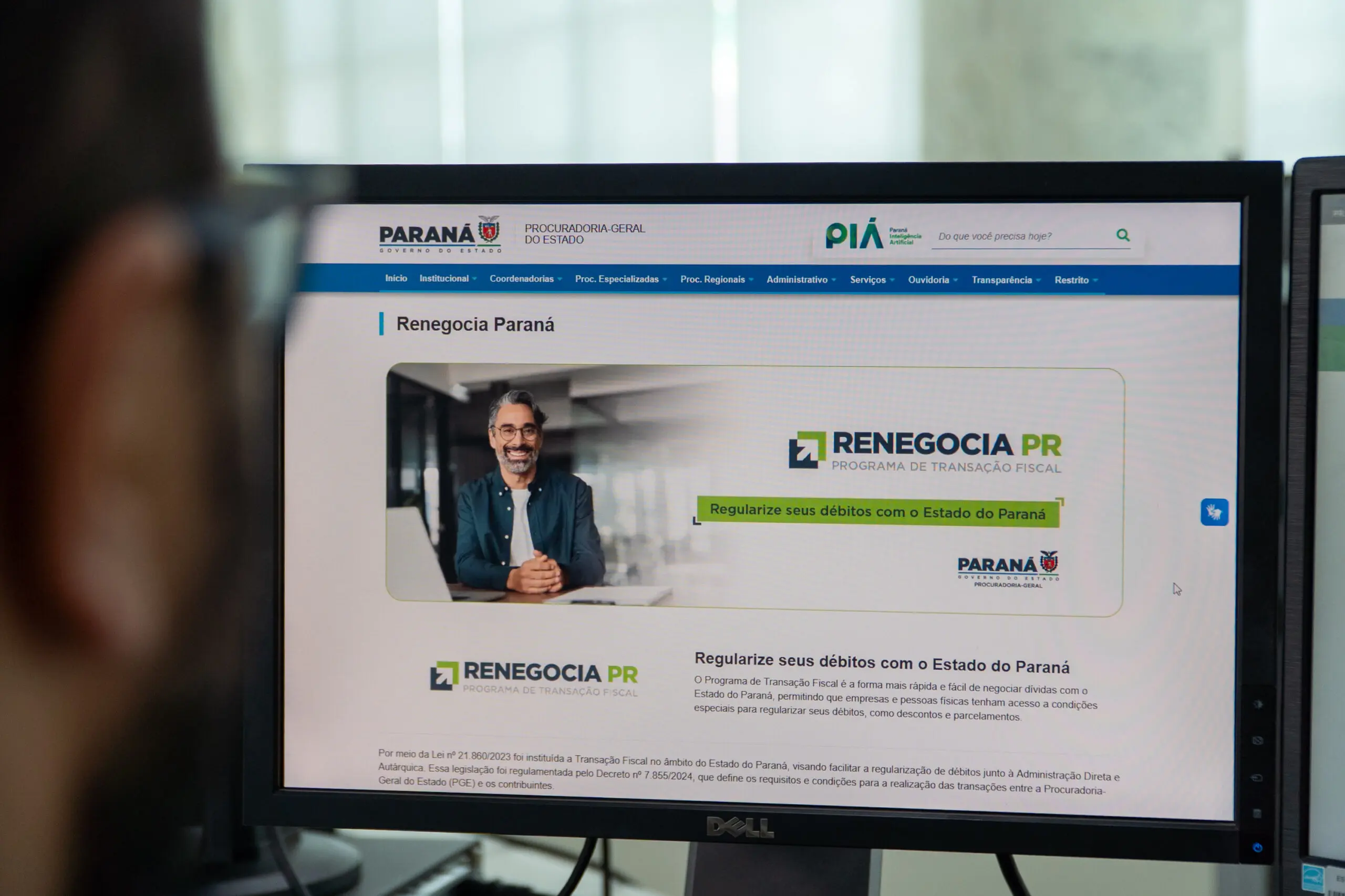 Empresas e contribuintes avaliam condições do Renegocia Paraná, que oferece descontos e parcelamentos longos para recuperar dívidas de ICMS.