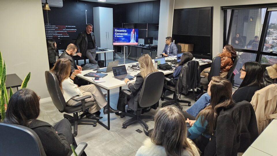 Gateware mira crescimento de 30% em 2026