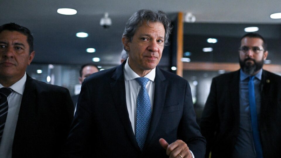 “Processo muito robusto”, diz Haddad sobre operação contra os bancos Master e BRB