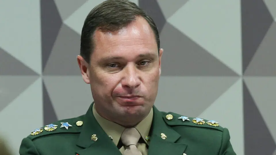 PGR é contra pedido de extinção de pena de Mauro Cid