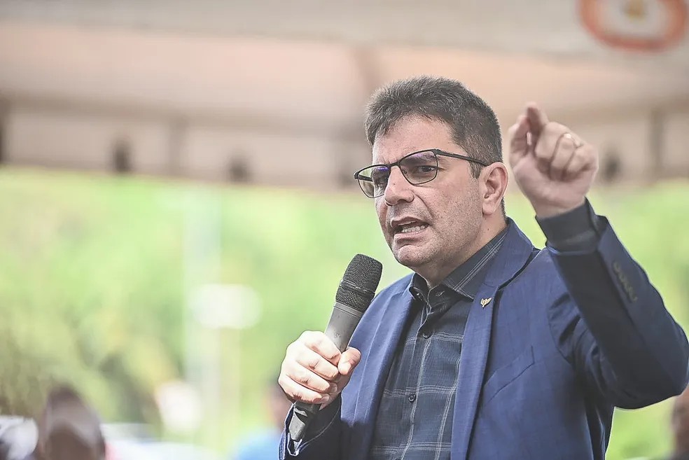 Gilmar Mendes suspende ação contra governador do Acre