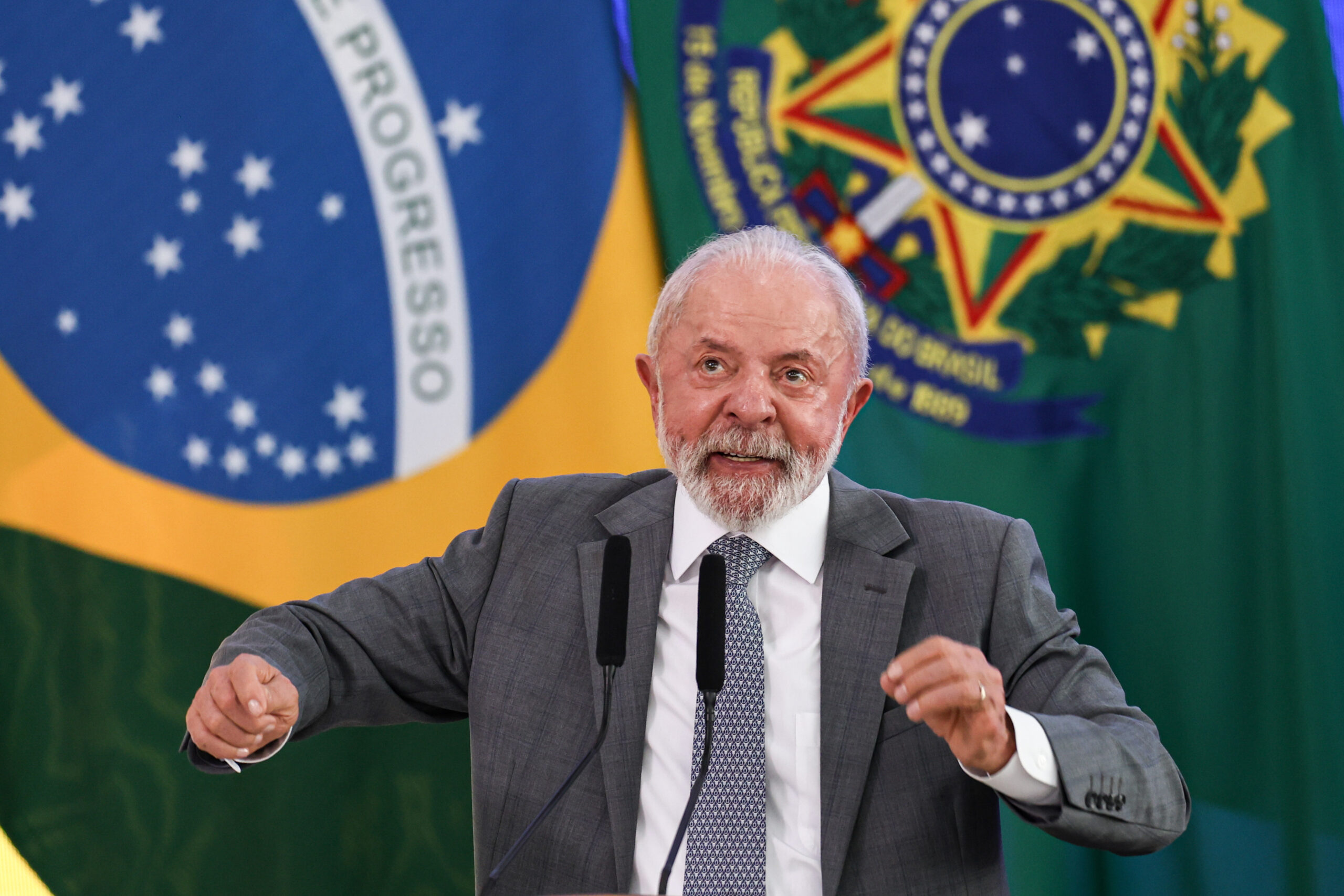 Lula critica versão do PL Antifacção aprovado na Câmara. Lula critica versão do PL Antifacção aprovado na Câmara.