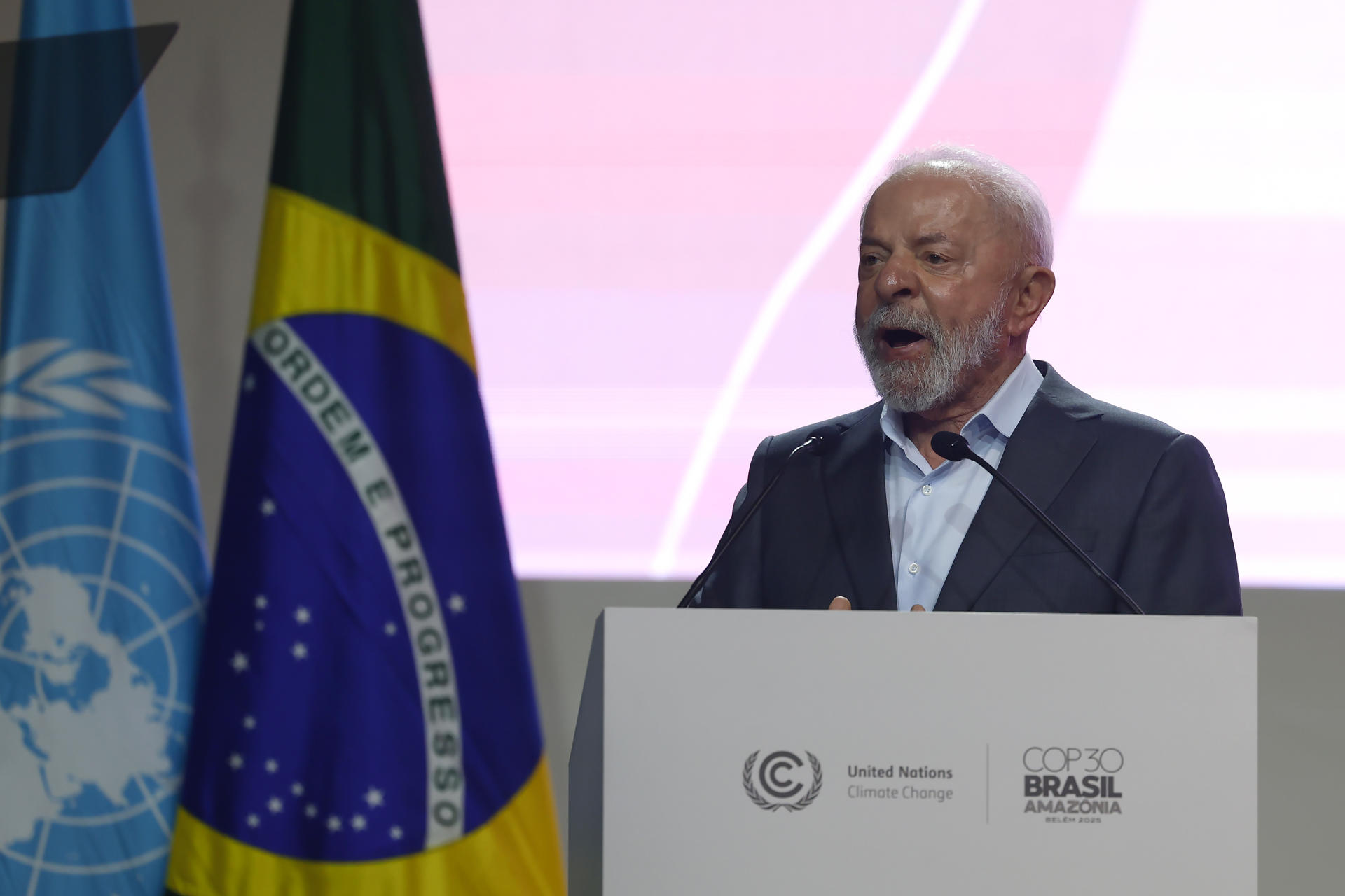 Relatório dos EUA acusa Lula de “distorcer e inverter” Holocausto