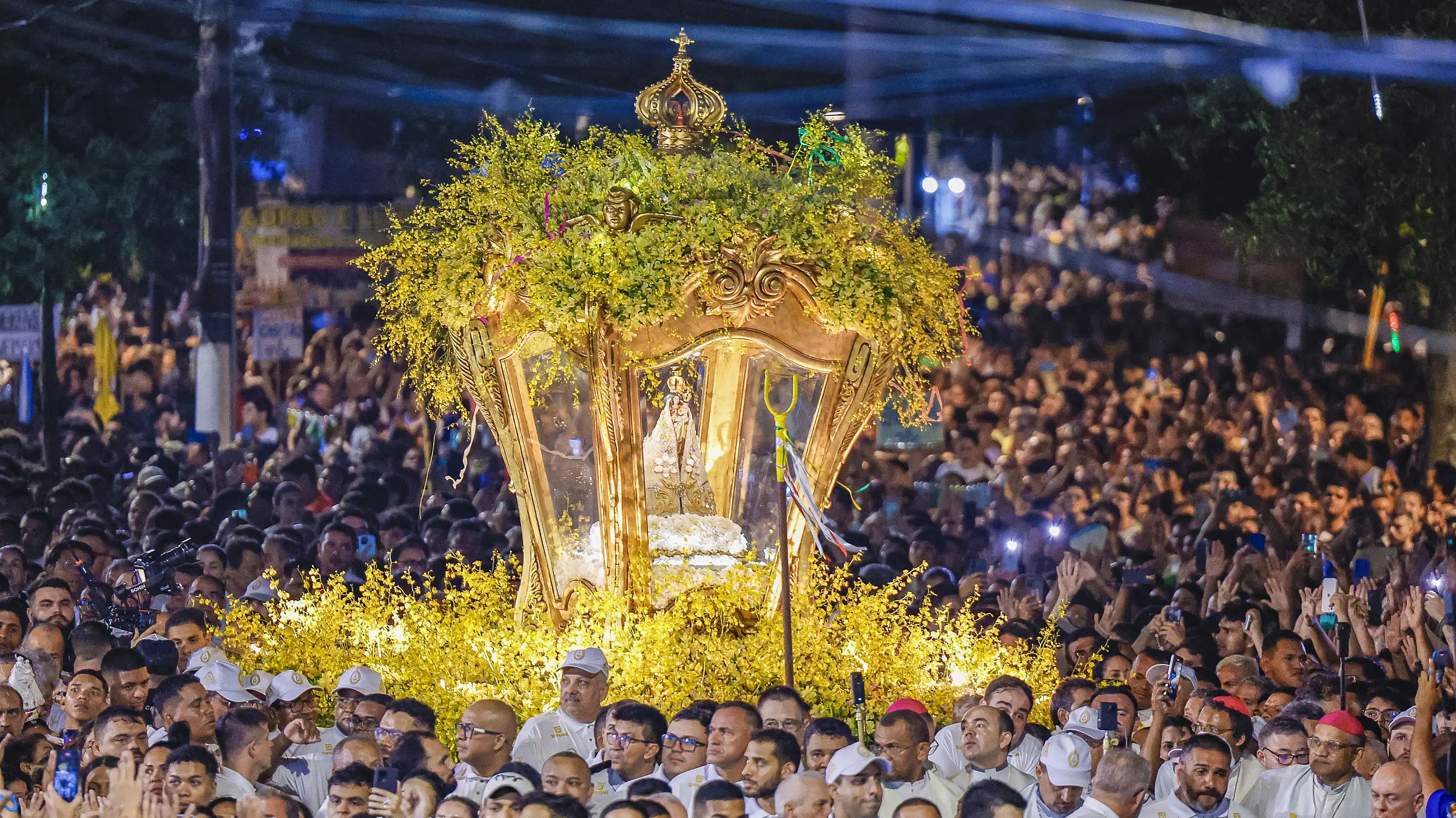 cirio de nazaré religiao cultura